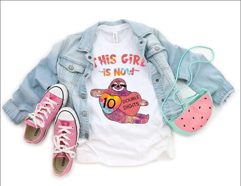 Personalizado Esta garota agora é camiseta de dois dígitos, presente de camisa de 10 anos para filha