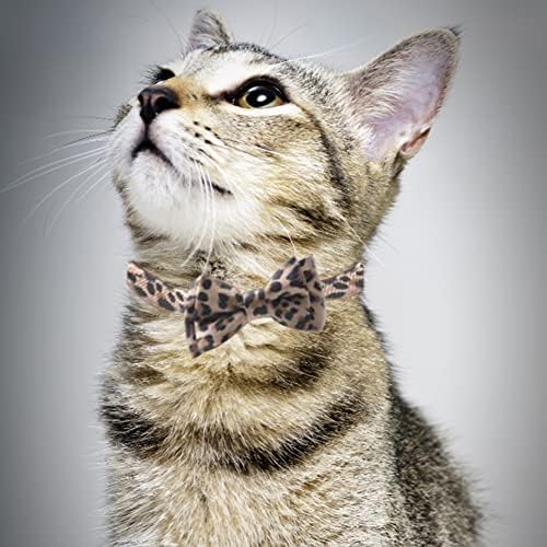 Feimax Cat Collar Collar Colares de estimação de leopardo ajustável com gravata borboleta e sino, Festival Removível Festival Buckaway Buckawle - Soft & Comfy for Small Pets Kitty Kitten Wedding Party 7 '' - 11 ''