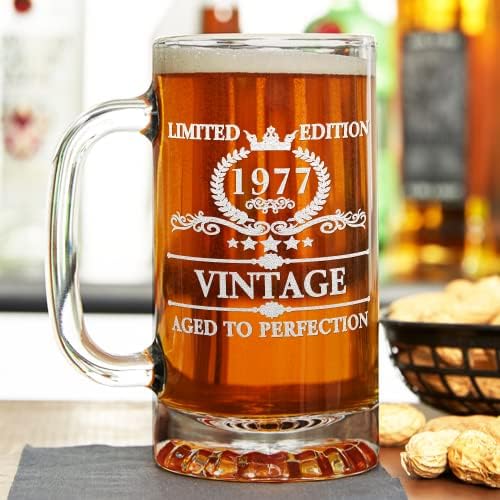 CUPTIFY 46º Aniversário Vintage 46 anos estabelecido 1977 gravado com copos de caneca de cerveja de vidro de 16 oz para homens