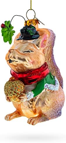 Esquilo com ornamento de Natal de vidro de bolota
