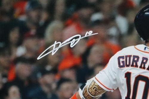 Yuli Gurriel autografou Houston Astros 16x20 Batting Photo -JSA W *White - Fotos autografadas da MLB