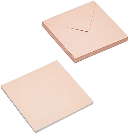Cartões e envelopes em branco de nota plana