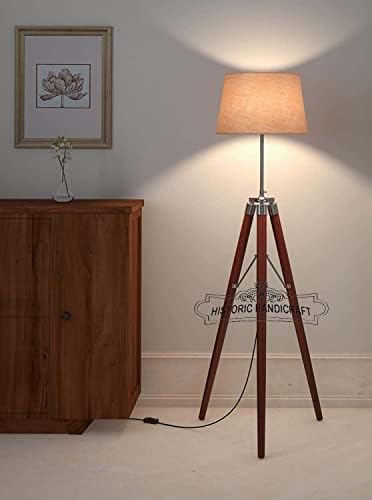 Lâmpada histórica do tripé de artesanato em pé de madeira polida e níquel para canto da sala de estar, casa, hotel, lâmpada