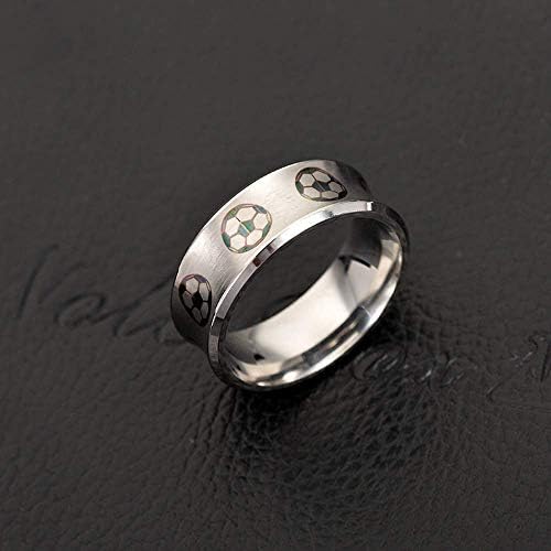 HSQYJ Men 8mm de aço inoxidável anel de anel de anel Padrão de futebol de futebol acabamento escovado Bandas de noivado de casamento legais jóias de moda