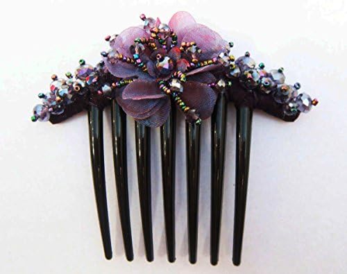 A pente de cabelo de torção francesa decora cristal com flores roxas feitas de tecido
