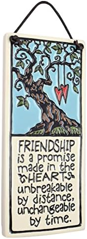 Amizade é uma promessa feita no coração: placa de citação de cerâmica feita americana, 6,25 polegadas