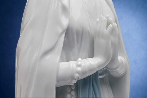 Lladró Nossa Senhora de Lourdes estatueta. Figura de porcelana Nossa Senhora de Lourdes.