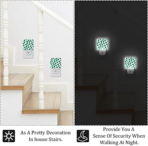 Rodailycay sensor de luz leve Patterno de pavão verde claro, 2 Pacote de luzes noturnas se conectam à parede, luz noturna de LED branco quente para viveiro, quarto, banheiro, corredor, quarto infantil, escadas