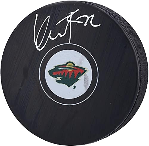 Kevin Fiala Minnesota Wild Autografed Hockey Puck - Pucks autografados da NHL