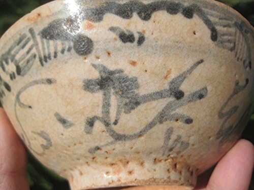 Raro Ming Dynasty Bowl com 3 cavalos pulando, assinado pelo artista 营 二