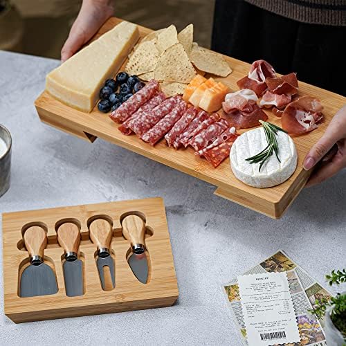 Bigtree Bamboo Cheese Board and Knigh