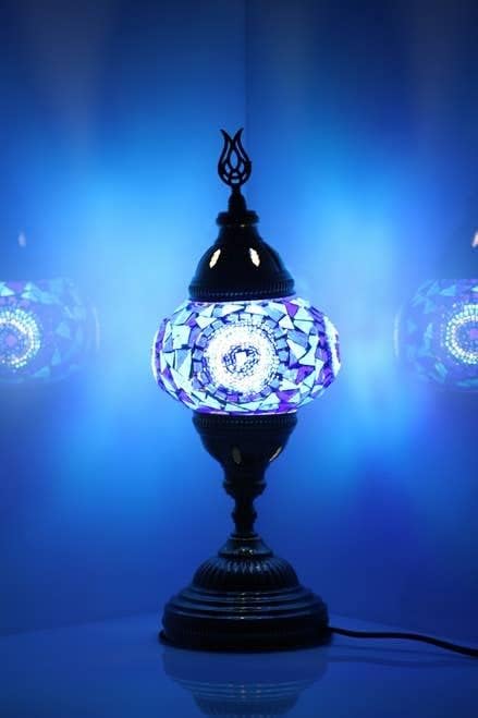 Kafthan - Lâmpada de mesa de vidro com mosaico artesanal turco - lâmpada de lâmpada marroquina personalizada exclusiva - Lâmpada decorativa de lâmpada de lanterna da sala de candelabros do globo com lâmpada de cabeceira - Luz da noite - Floco de neve branco - Floco de neve branco