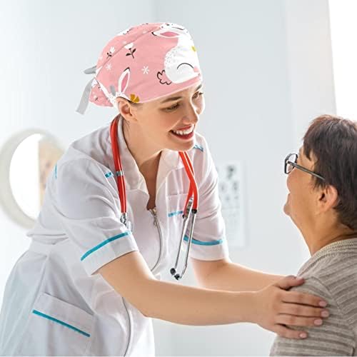 Capinha de trabalho com botões Faixa de suor Chapéus ajustáveis ​​com tampas cirúrgicas de scrunchie para mulheres, flores brancas de coelho rosa