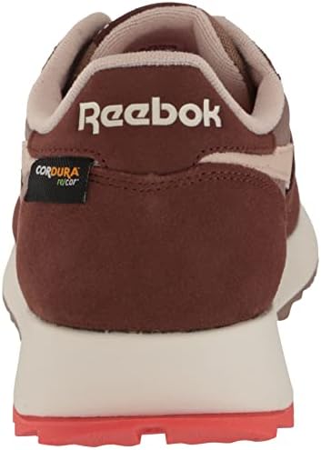 Reebok Unissex Classic Leather Sneaker, Trail Brown/Taupe/Soft Ecru, 6,5 US homens