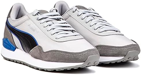 Puma Boys Dista Runner Running Style Sneakers Gray