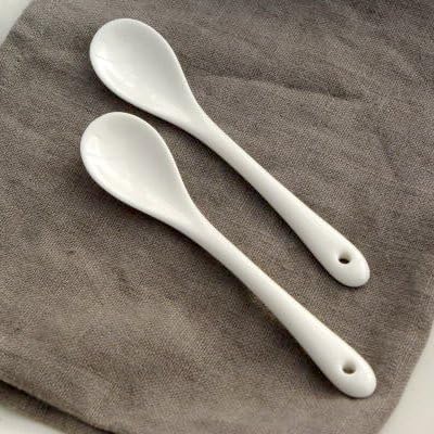 TableWare East Simple Ceramic Sobersert Spoon, esbranquiçado, 5,1 polegadas