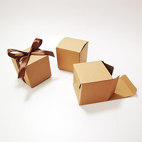 Kvmorze 50 Pack Brown Kraft Paper Boxes com tampas, 2x2x2 em pequenas caixas de embrulho de presente com fita para pequenos presentes/doces/chocolate, caixa de doces de presente para chá de chá de chá de panela de casamento de casamento