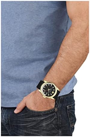 Versace GMT Collection Vintage Luxury Mens Watch TimepiPle com uma cinta preta com uma caixa de ouro e um mostrador preto