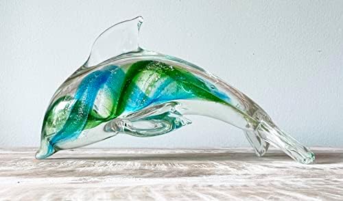Top Brass 7 Dófina de vidro/toninha de vidro Feliz - Escultura azul e verde - Arte do casaco de praia oceânica náutica