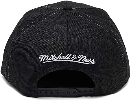 Mitchell e Ness Chicago Bulls Retro Snapback Hat Cap
